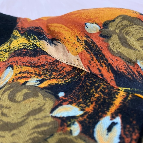 Alluffe 80s vintage retro jacket with orange, yellow, and green floral print - Picture 9 of 9